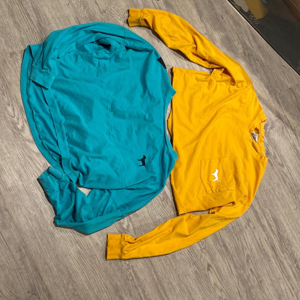 Crop tops from pink